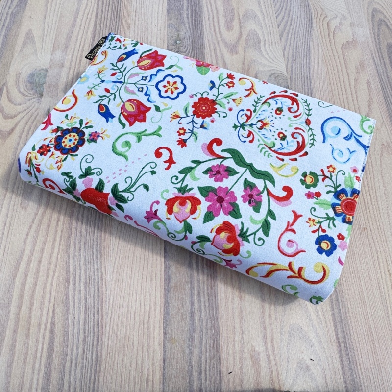 Obal na knihu Barevný folklór, UNI-L1651